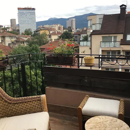 Karina Art Mountain View Apartment *
